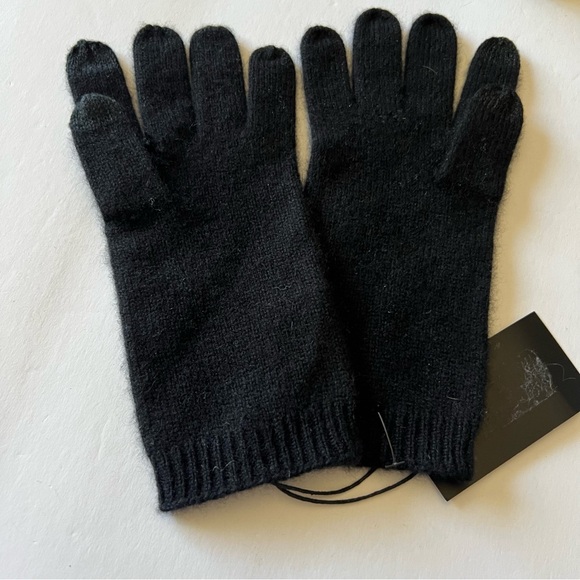 SOFIA CASHMERE SILVER CRYSTAL STUD EMBELLISHED CASHMERE GLOVES BLACK OS NWT